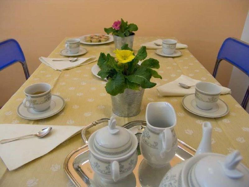 I Colori Di Sara Bed and Breakfast Κατάνια Εξωτερικό φωτογραφία