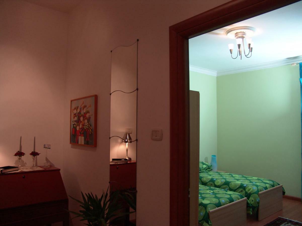 I Colori Di Sara Bed and Breakfast Κατάνια Εξωτερικό φωτογραφία