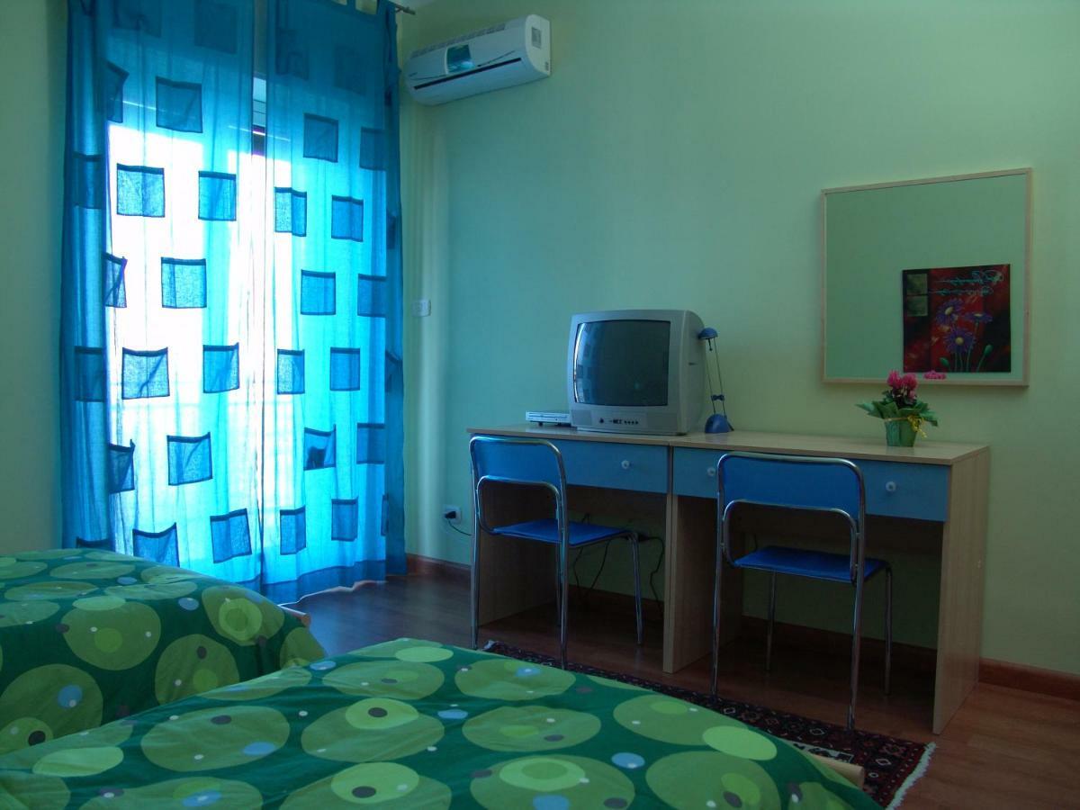 I Colori Di Sara Bed and Breakfast Κατάνια Εξωτερικό φωτογραφία