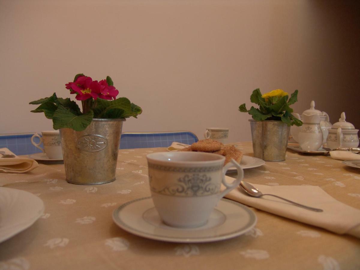 I Colori Di Sara Bed and Breakfast Κατάνια Εξωτερικό φωτογραφία