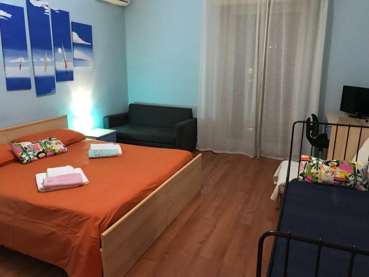 I Colori Di Sara Bed and Breakfast Κατάνια Εξωτερικό φωτογραφία